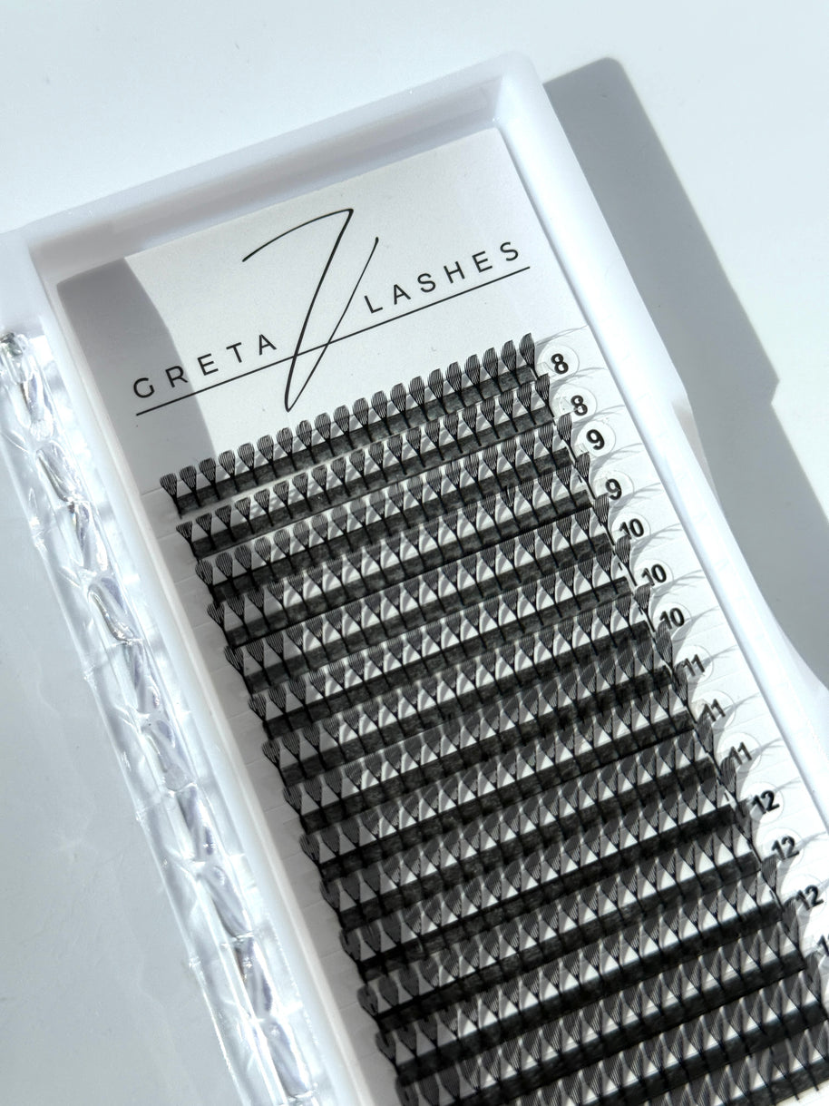 🪶 Feather Lashes – kuokšteliai plunksnos
