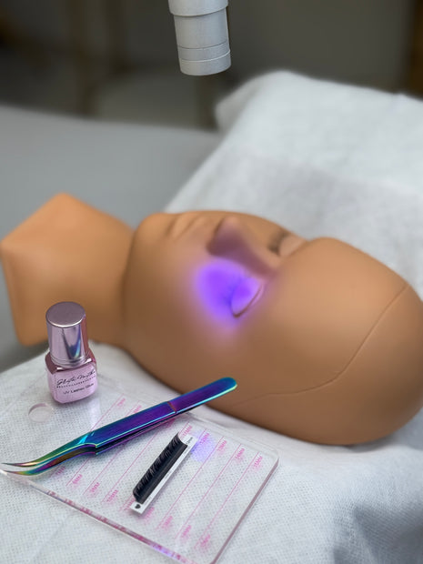 Blakstienų Priauginimo Mokymai „UV-LED“
